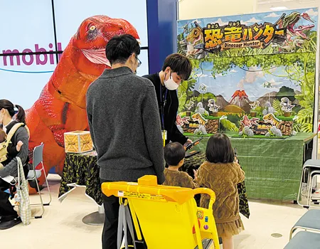 商業施設イベントで開催された恐竜ハンター射的レンタル